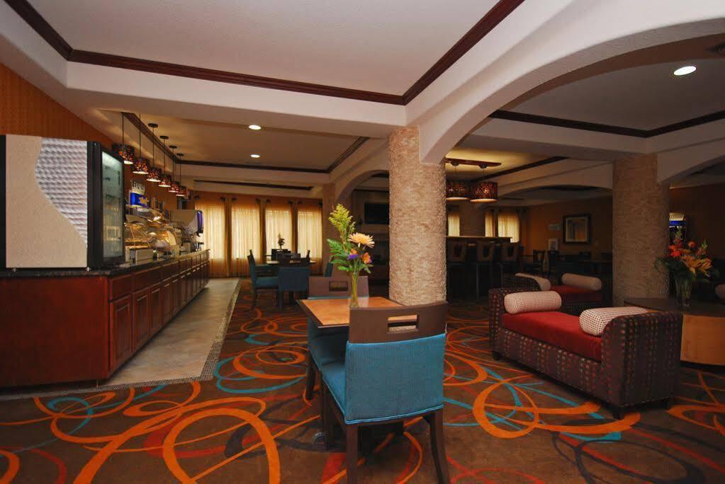 Holiday Inn Express & Suites Gonzales By Ihg Exterior foto